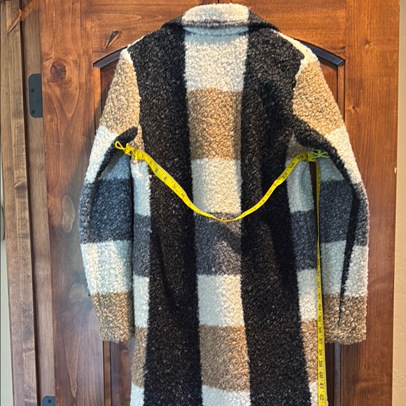 CHARLIE B Cream and Black Teddy Jacket with Casual Fit - Picture 9 of 9